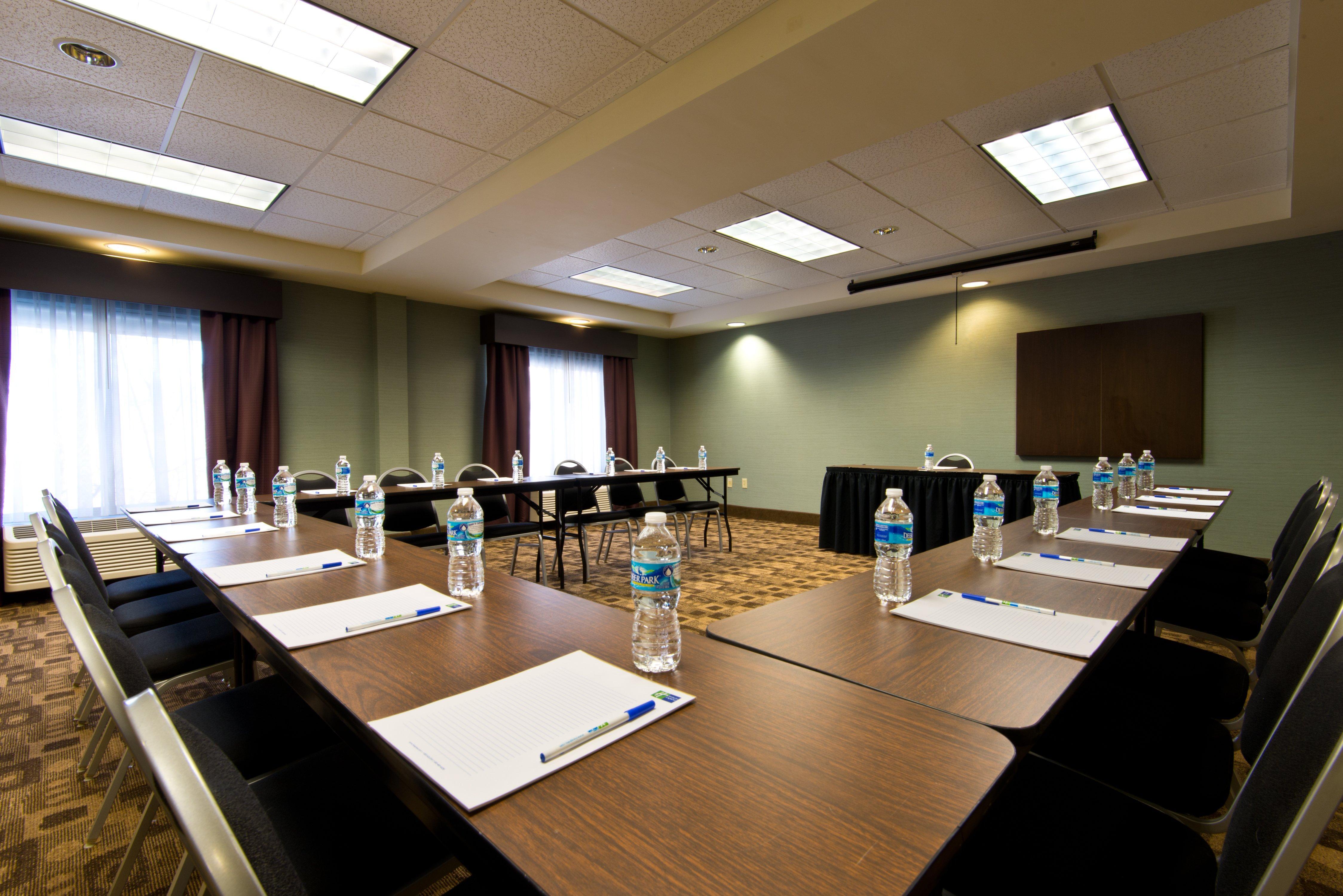Holiday Inn Express Apex - Raleigh By Ihg Ngoại thất bức ảnh